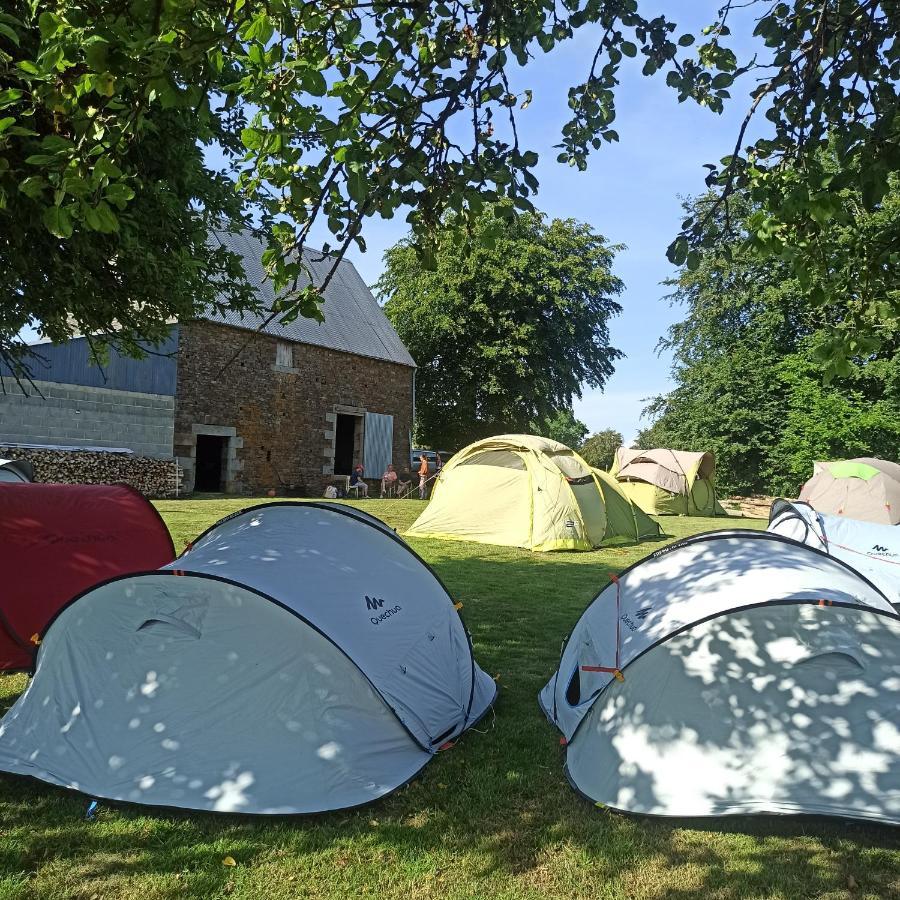 La Billardiere Camping A La Ferme Le Menil-Ciboult Екстер'єр фото