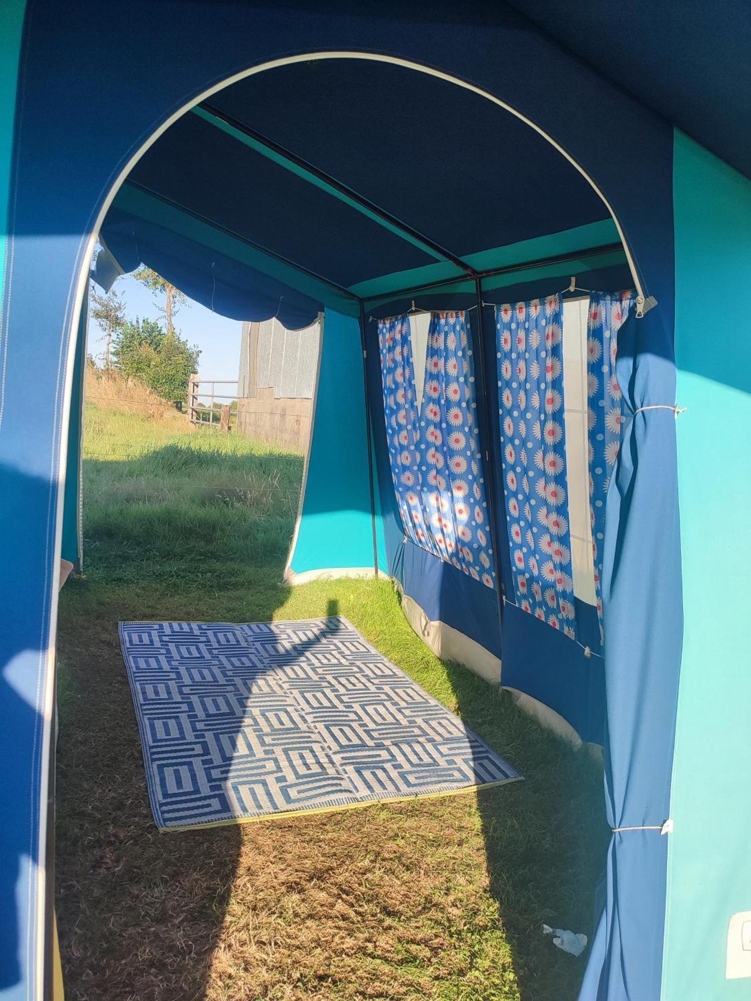 La Billardiere Camping A La Ferme Le Menil-Ciboult Екстер'єр фото